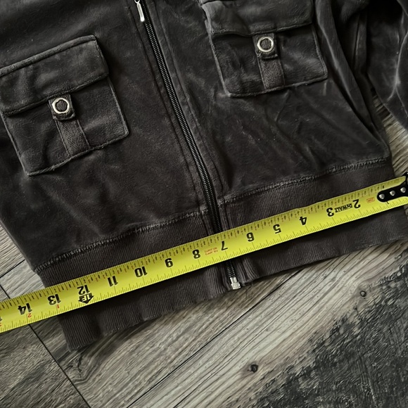 Top - Picture 7 of 9